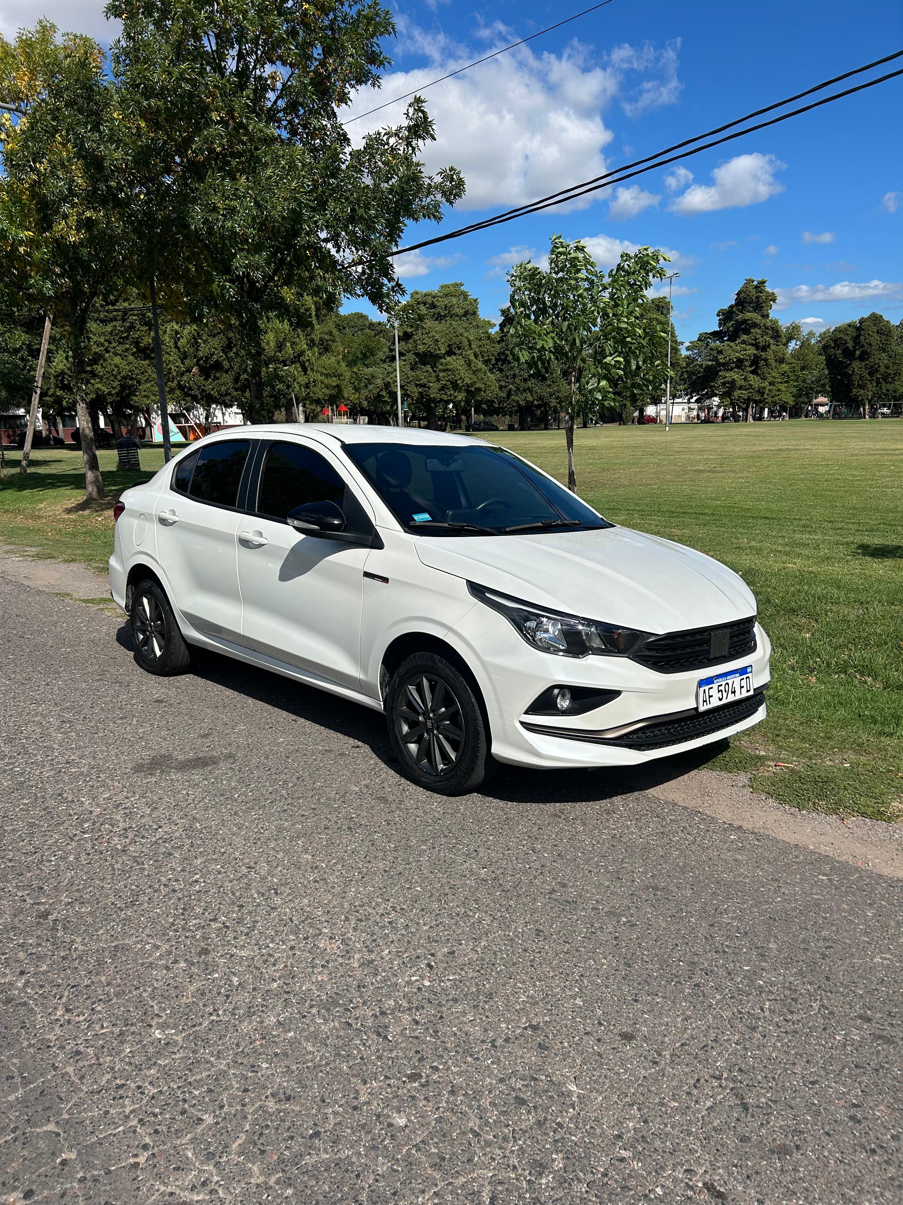 Fiat Cronos 1.3 Drive S-design